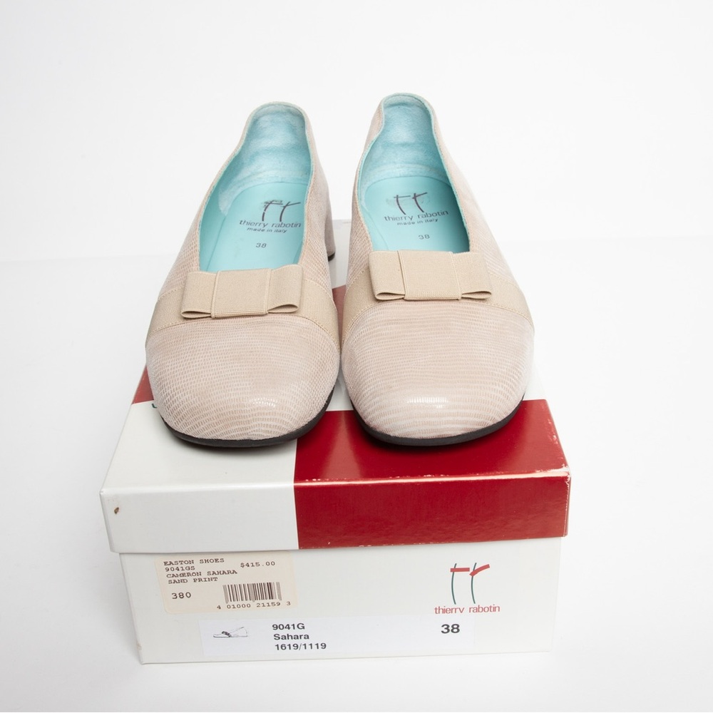 Thierry Rabotin Cream Flats Timeless Design